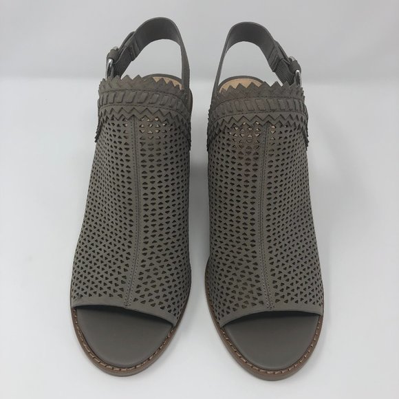 Vince Camuto Women's Tricinda Heeled Sandal NEW in BOX FAST SHIPPING! - Picture 3 of 11
